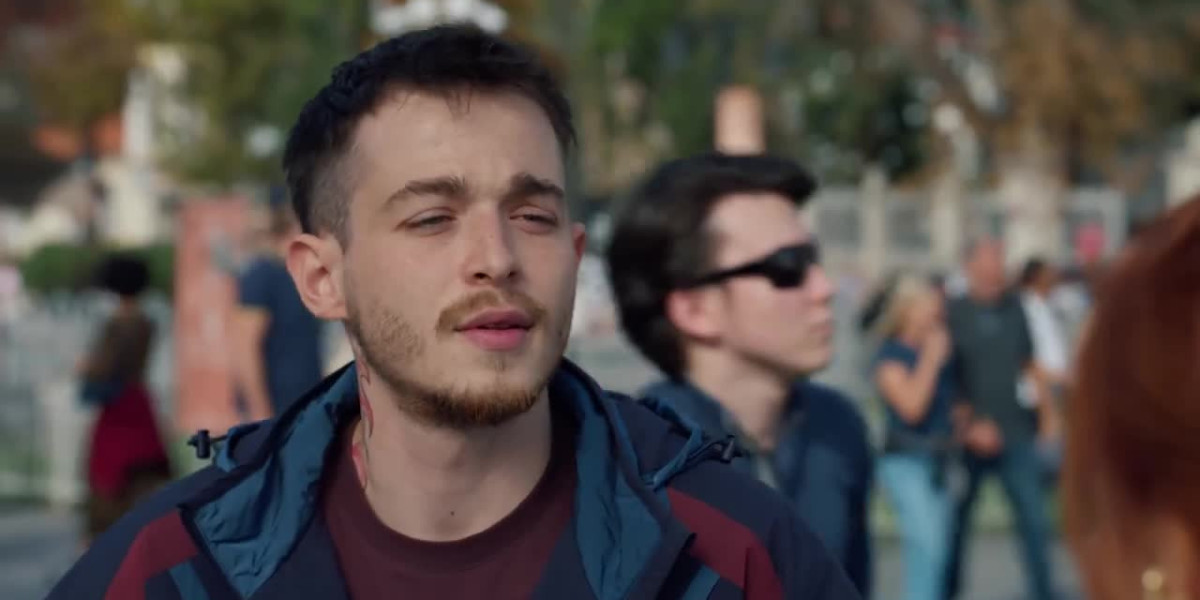 Мошенники серия 6 (Тур)